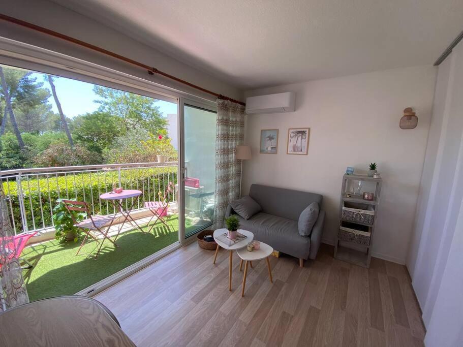 Studio Cosy 100M Plage Saint-Raphael  Ngoại thất bức ảnh